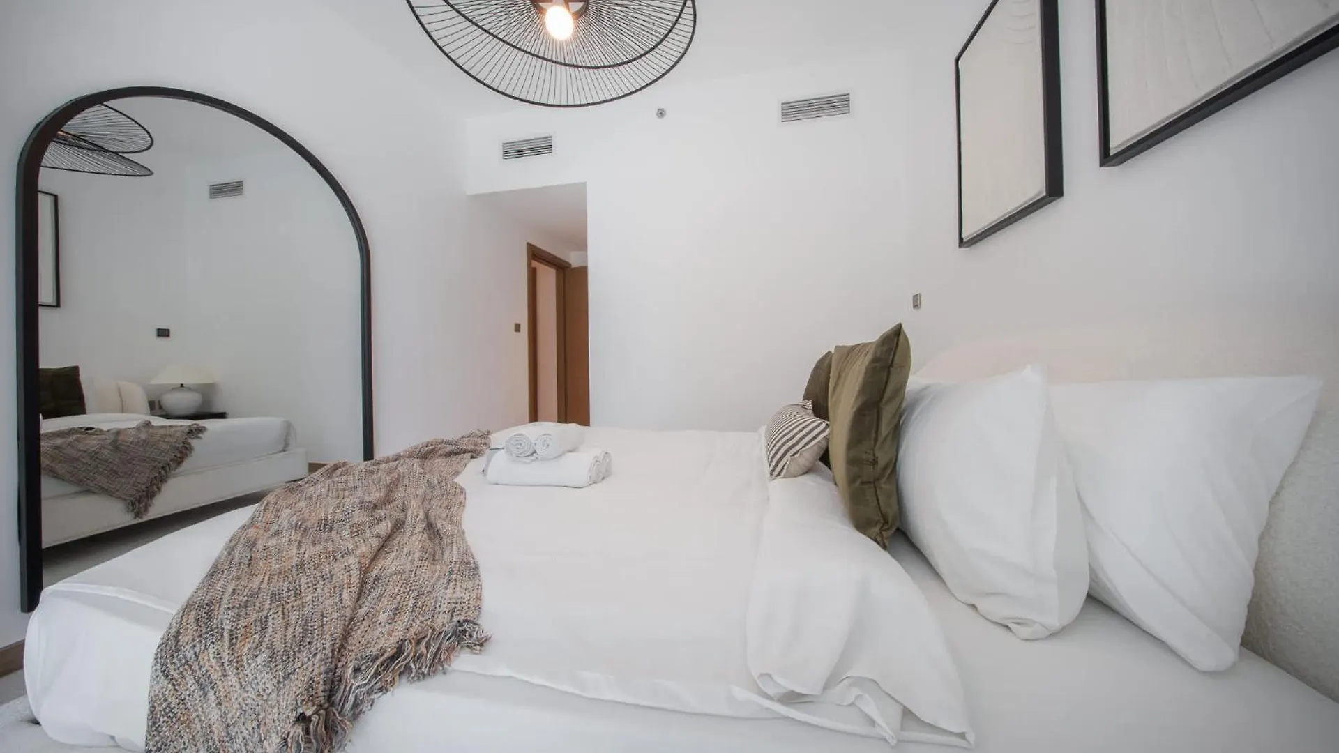 Appartement Extravagant 2 Bedroom In Urban Oasis Perfect For 4 Dubai